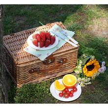 [Envíos locales] Cesta de picnic de mimbre durable para 2 personas, sauce con accesorios, platos y utensilios, regalo perfecto de boda, aniversario y cumpleaños, diseño floral - 1 - Ver 3