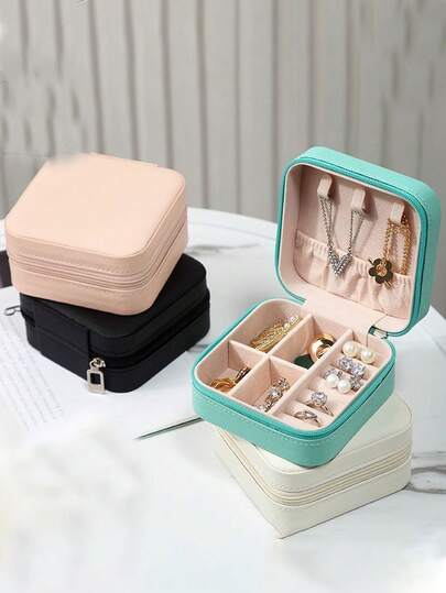 1 Portable Travel Jewelry Storage Box PU Leather Jewelry Box Multi-Layer Earring Ring Storage Box Jewelry Organizer Box Large Capacity Jewelry Storage Box Perfume Storage Box PU Waterproof Material Anti-Oxidation Effectively Protect Your Jewelry For Rings, Earrings And Necklaces Holiday Gifts Gifts For Mothers Gifts For Women Suitable For Teachers Friends Family