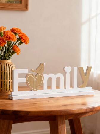 1pc Simple Heart-Shaped Bird & "Family" Letter Decor, Plywood Material Indoor Tabletop Ornament, Suitable For Home, Wedding, Anniversary, Holiday Party Decoration