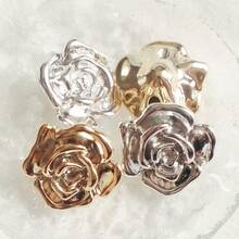 2/6/12pcs Gold & Silver All-Match 3D Rose Decoration Acrylic Buttons For Sofa, Shoes, Coat, Sweater, Suit, DIY Sewing Craft & Home Decor, Hair Accessories