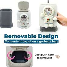 Astronaut Car Trash Can, Creative Hanging Car Garbage Bag Organizer, Essential For Women. This Space-Themed Car Trash Can Is The Perfect Choice To Keep Your Car Clean And Tidy. The Adorable Astronaut Design Is Both Fun And Practical, Making Garbage Disposal Convenient.