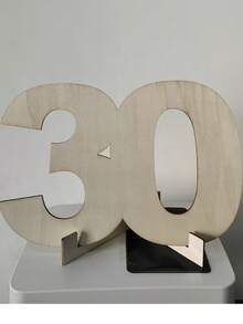 1 طقم أرقام خشبية شخصية لكتاب الضيوف لحفلات عيد الميلاد 18/30/40/50/60 - هدية مثالية لحفلات عيد الميلاد 18/30/40/50/60، اكسسوارات عيد الميلاد الشخصية، ديكور حفلة البلوغ بطاقة تهنئة خشبية