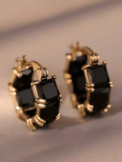 1 Pair Elegant Square Hoop Earrings - With Sparkling Cubic Synthetic Zirconia, For Wedding, Party, Everyday - Women'S Jewelry - Year-Round Glamour Accessories, Party Accessories, Bohemian Style, Luxurious Finish, Statement Piece, Fashion Lovers