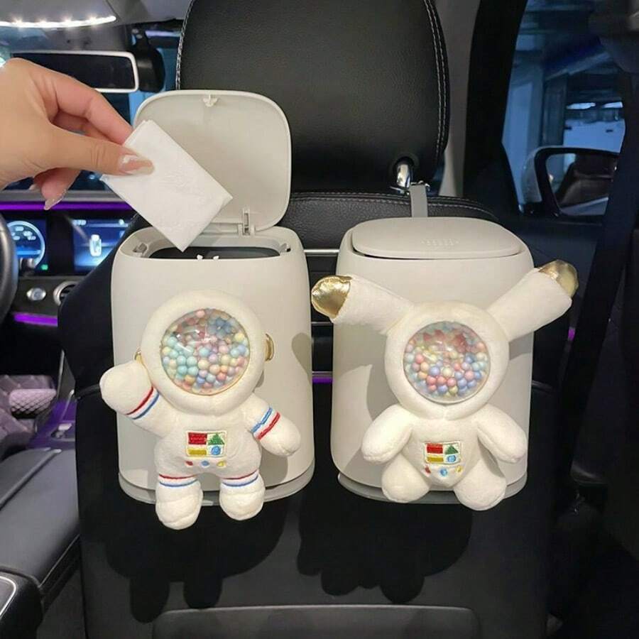 Astronaut Car Trash Can, Creative Hanging Car Garbage Bag Organizer, Essential For Women. This Space-Themed Car Trash Can Is The Perfect Choice To Keep Your Car Clean And Tidy. The Adorable Astronaut Design Is Both Fun And Practical, Making Garbage Disposal Convenient.