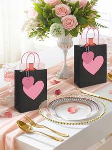 24个情人节心形礼品袋，带提手和心形标签，红色和粉色纸质礼品袋，适用于情人节、周年纪念日、婚礼和其他场合。（3个装 = 1个礼品袋 + 1根绳子 + 1张卡片） - 彩色 - 查看 4