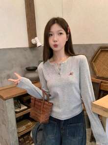 Women's Elegant Korean Style Gray Embroidered Long Sleeve Knit Top, Stretchy Design, Autumn/Spring