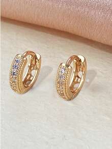 一对简约方晶锆石环形耳环，适合女性日常通勤和约会 - W17374 - 查看 16