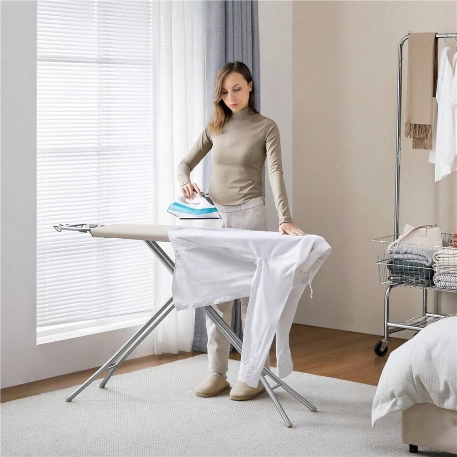 Butterslay 1PC Full Size Foldable Ironing Board With 4 Legs For Laundry - 米色 - 查看 1