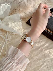 1pc New Fashion Women's Watch, Elegant Triangular Dial, Business Quartz Watch, Suitable For Daily Life, Parties And Banquets