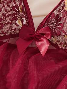 2PCS Women's Burgundy Retro Palace Style And Enchanting Pajama Set, Lace Splicing Sexy Sleeping Skirt With Lace Flower And Bow Decoration Strap Underwear, Thin Comfortable Translucent Pajama Skirt, Christmas Surprise Party Gifts