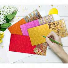 PARTH IMPEX Shagun - Sobres de regalo para dinero en efectivo paquete de 50 7.5 x 3.5 pulgadas plumas de pavo real color dorado plateado estampado tarjeta para Navidad cumpleaños boda - Coloresydiseossurtidos - Ver 4