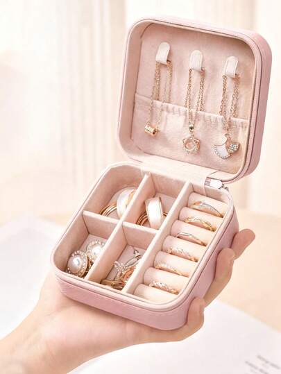 1 Portable Travel Jewelry Storage Box PU Leather Jewelry Box Multi-Layer Earring Ring Storage Box Jewelry Organizer Box Large Capacity Jewelry Storage Box Perfume Storage Box PU Waterproof Material Anti-Oxidation Effectively Protect Your Jewelry For Rings, Earrings And Necklaces Holiday Gifts Gifts For Mothers Gifts For Women Suitable For Teachers Friends Family