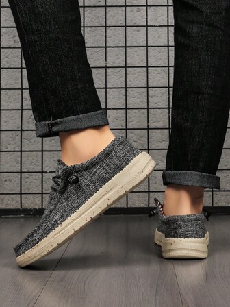 男士休闲一脚蹬乐福鞋，适合日常通勤