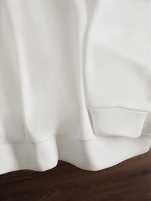 Cute Highland Cow & Christmas Tree Print Casual Loose Fit Crew Neck Long Sleeve T-Shirt For Women, Suitable For Christmas, New Year, Thanksgiving, Fall, Winter - White - View 4