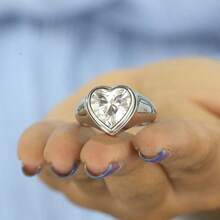 1 件简约宽带戒指，镶嵌闪亮锆石，椭圆形、方形或心形，周年纪念礼物，耐用的日常珠宝，适合派对和庆祝活动 - 戒指 - 查看 24