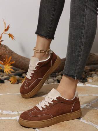 נעליים שטוחות וקטיפות חדשות לחורף עם תחתית עבה, נעלי חורף נמוכות ונעלי נשים רב-תכליתיות