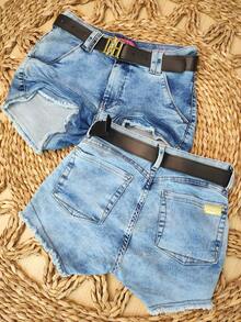 Short Jeans Feminino Cintura Alta Desfiado com Cinto e Bolso - Lavagem Média - Visão 6