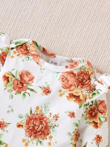 BrownBark 3件套女婴优雅可爱家居服套装，包括舒适圆领荷叶袖碎花连体衣、纯色背带裙和发带，适合春秋季、休闲、校园、户外、街头风格、居家穿着。 - 棕色 - 查看 2
