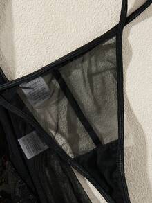 2PCS Women's Black Retro Palace Style And Enchanting Pajama Set, Lace Splicing Sexy Sleeping Skirt With Lace Flower And Bow Decoration Strap Underwear, Thin Comfortable Translucent Pajama Skirt, Christmas Surprise Party Gifts