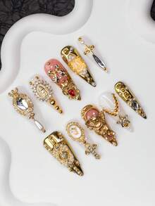 10片/套 手工杏仁形Y2K坏女孩风格美甲贴片，裸色、白色、金色甲片，饰有圣人、天使、宝石、蝴蝶结、水钻、星星、珍珠、珠子、心形、十字架等元素，适合派对、婚礼、日常佩戴，包含工具包，是送给女性和女孩的绝佳礼物。手工美甲贴片 - 彩色 - 查看 2