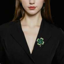 Fashion Retro Crystal Four-Leaf Clover Corsage Temperament Fashionable And Versatile Exquisite Chic Light Luxury Brooch - Pink - View 5