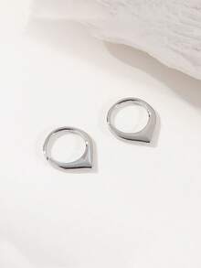 3 Pairs/Set Classic Minimalist Gold & Silver Smooth Hoop Earrings, Simple Heart Shaped Stud Earrings, Suitable For Various Occasions - Silver - View 4