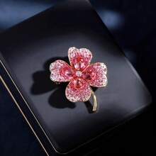 Fashion Retro Crystal Four-Leaf Clover Corsage Temperament Fashionable And Versatile Exquisite Chic Light Luxury Brooch - Pink - View 2
