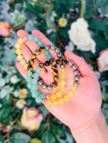 YAUKIA 1 件 8 毫米黄水晶、绿色东陵石和虎眼石吸引金钱财富好运水晶手链，时尚珠宝礼物，适合女士