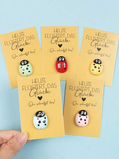 5 pezzi Ciondoli a forma di coccinella in resina con biglietto di incoraggiamento, design colorato - ricordo per forza e positività, regalo motivazionale per compleanni e ogni occasione, regali a forma di coccinella, decorazioni per la casa