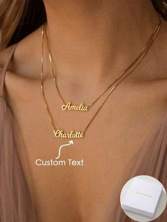 สร้อยคอจี้สแตนเลสสตีลสองชั้นสไตล์มินิมอล พร้อมชื่อภาษาอังกฤษที่ปรับแต่งได้ โดดเด่นด้วยดีไซน์ที่หรูหราและประณีต เหมาะสำหรับสวมใส่ในชีวิตประจำวัน งานเลี้ยง งานปาร์ตี้ งานแต่งงาน และโอกาสที่เป็นทางการต่างๆ เหมาะเป็นของขวัญที่ระลึกสำหรับคุณแม่ สุภาพสตรี เพื่อน และคู่รักในวันแม่ วันวาเลนไทน์ วันคริสต์มาส วันขอบคุณพระเจ้า วันเกิด และโอกาสพิเศษอื่นๆ