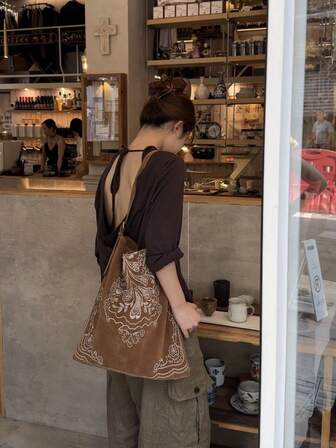 1-delat set, trendig axelväska under armen för kvinnor, enfärgad väska med matt textur och tryck, bohemisk stil, lämplig för dagliga utflykter, shopping, resor och andra tillfällen, mycket lämplig för mammor, studenter och kontorsarbetare.