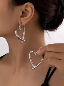 1 Pair Fashionable Minimalist Personalized Heart Hoop Earrings, Silver Color - Silver - View 3