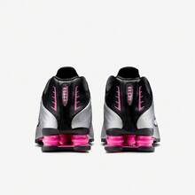 女款 NIKE SHOX R4 休闲运动鞋，低帮 AR3565-012 - 粉色 - 查看 4