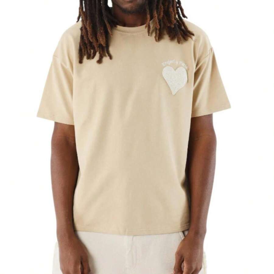 Project X Paris Unisex Oversized Beige T-Shirt: Modern And Comfortable, The Project X Paris T-Shirt From The Brand PROJECT X PARIS Is Ideal For Those Seeking Style In Their Daily Lives. With An Oversized Cut And Wicker Heart Detail, This Garment Offers A Unique Bohemian Touch. Perfect For A Casual Look Or To Stand Out In Any Outfit. An Essential Basic For Men And Women Looking For Something Extra In A T-Shirt! - Beige - View 1