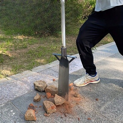 1pc Heavy Duty Manganese Steel Garden Spade With Thickened Blade And Tempered Hardened Edge - Manual Digging Tool For Root Breaking, Soil Loosening And Outdoor Gardening - Durable Solid Wood Handle, No Electricity Required, Sturdy Garden Spade, Robust Tool Design, Ideal Worker's Tool, Christmas Gift