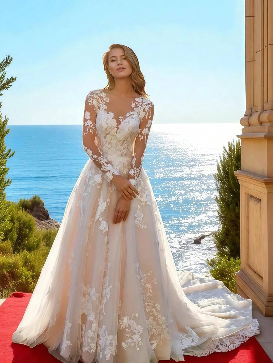 Glamorous Deep V Illusion Lace Long Sleeve Wedding Dress, Nude Lining, Tulle Train, Bridal Gown, Wedding Dresses For Bride, Elegant And Comfortable, Suitable For Wedding, Party, Vacation, Bride, Formal Occasions, Dinner Dress, Prom Dress, After-Party Dress, Homecoming Dress, Cocktail Party, Birthday Party, Ceremony - 白色 - 查看 1