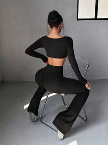 Conjunto deportivo de dos piezas para mujer Aoqta, adecuado para correr, ejercicio, fitness y yoga, con camiseta de manga larga con cuello cuadrado y pantalón corto, para otoño/invierno