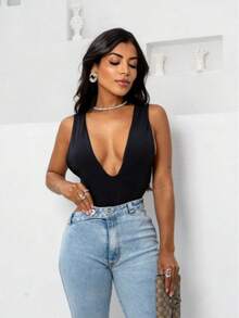 ELEGANT, IMPACTFUL, VERSATILE, UNIQUE PERSONALITY, CHIC, VIBRANT, INTENSE, EYE-CATCHING, SENSUAL, CAUSAL, STYLISH, BOLD, COMFORTABLE, CINCHED, FEMININE, FASHIONABLE, MODERN, SOPHISTICATED, MINIMALIST, TOP, CROPPED, TOP, V-NECK, CARNIVAL, PARTIES, DAY, NIGHT, BEACH, CLOTHES, GARMENTS. CLOTHING, BODIES, BRIGHT COLORS - 黑色 - 查看 5