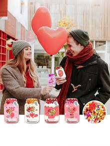 20个粉色情人节梅森罐礼品卡和糖果袋 - 塑料和纸质节日装饰品，非常适合DIY节日礼物、课堂交换、生日派对、情人节卡片套装，漂流瓶设计梅森罐礼品袋，适合课堂交换和派对回礼 - 适用于周年纪念日、生日、婚礼和一般庆祝活动，情人节装饰（不含糖果）