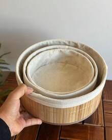 Conjunto redondo de tres piezas - colores primarios