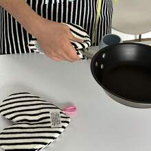 Posavasos colgantes gruesos y absorbentes con forma de corazón, diseño creativo a rayas, versátiles y resistentes al calor para la encimera de la cocina. - Azul - Ver 3