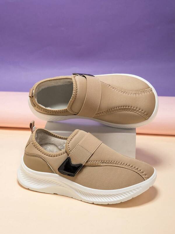 بوت كاحل واسعة للنساء ذوات الحجم الكبير. تصميم قابل للتعديل وحزام مطاطي. تناسب فضفاض ومريح، متعدد الاستخدامات، مبطن حراريًا، سميك ودافئ، خفيف الوزن، مناسب للارتداء اليومي والرياضي الداخلي والخارجي