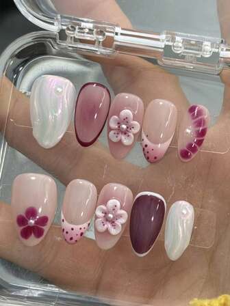 10片粉色3D雕刻美甲美人鱼公主闪亮珍珠点缀杏仁形美甲贴片，女士日常佩戴按压式假指甲