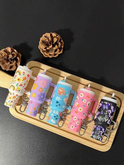 New Sticker Decor Openable Mini Water Bottle Keychain, Thanksgiving Christmas Gift, Fashion Unisex Decorative Accessory Pendant