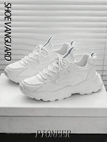 Sepatu Sneakers Kasual Pria Modis dengan Desain Jala Patchwork dan Tali, Nyaman, Serbaguna untuk Aktivitas Luar Ruangan, Perjalanan Sehari-hari, Semua Musim, Cocok untuk Remaja, Streetwear, dan Lari. - Putih - View 3