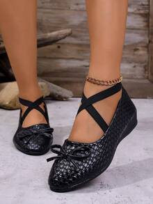 2025 Otoño Nuevos Planos de Mujer Estilo Europeo y Americano Casual y Cómodos con Puntera Redonda, Lazo y Rayas, Adecuados para Ir al Trabajo y Ocasiones Elegantes