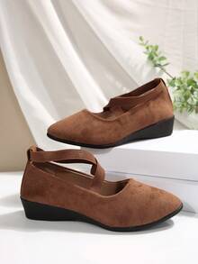 女士交叉弹力尖头舒适休闲坡跟鞋 - 棕色 - 查看 4