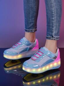 1双LED发光透气随机图案闪光轮滑鞋，魔术贴系带设计，可爱圆头厚底低帮青少年运动鞋