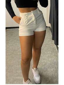 Elegant Women's High-Waisted Dress Shorts With Pockets And Three Buttons - 白色 - 查看 3