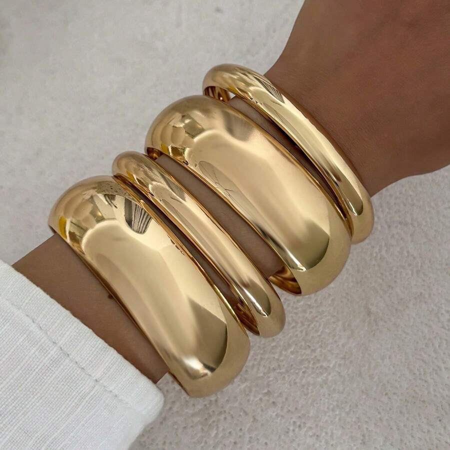 4pcs/Set Vintage Simple Punk Style Thick Bracelet, Suitable For Women, Eternal Beauty Cuff Bracelet, Jewelry Accessories Gift Set, Daily Outfit. Note: The Metal Surface May Have Minor Scratches. - 4件套手鍊 - 查看 1